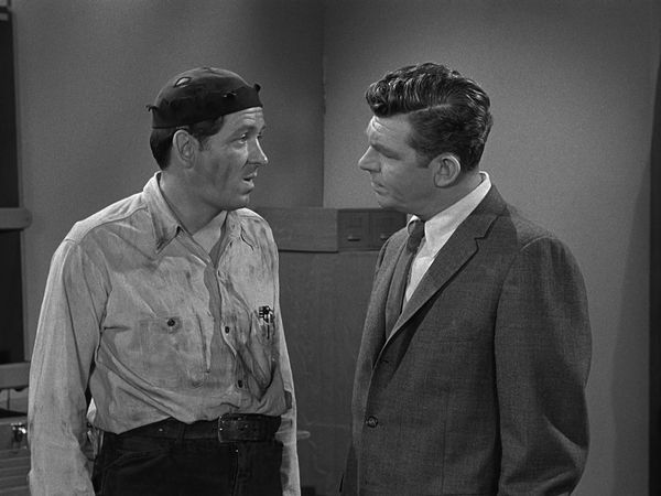 The Andy Griffith Show - Goober Takes A Car Apart