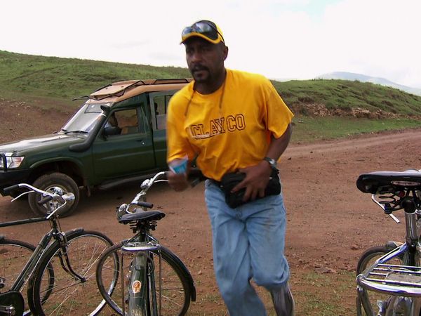 The Amazing Race - I Didn't Make Her Cry (Kilimajaro, Tanzania)