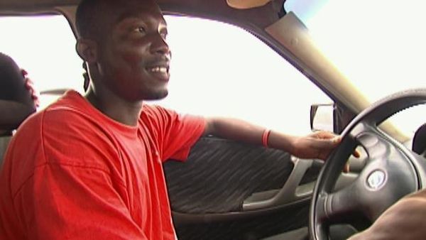 The Amazing Race - A Kiss Saves The Day (Ghana)