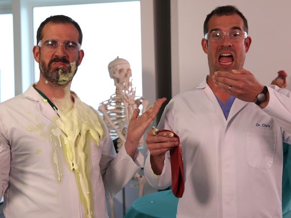 Operation Ouch! - Tos colosal