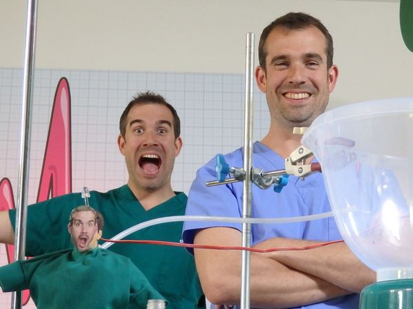 Operation Ouch! - ¡Fuego en el laboratorio!
