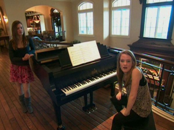Teen Cribs - Marie Claire, Monique e Ashley
