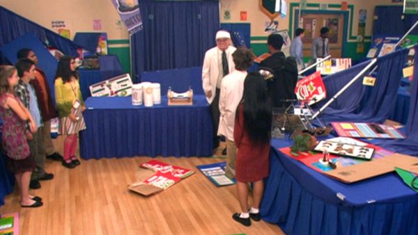 Manual de Sobrevivência Escolar do Ned - Feira de Ciências / Sala de Estudos