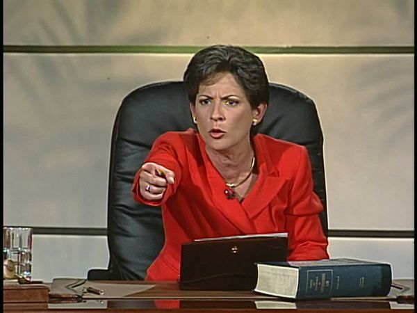Sala de parejas - No está bien de la cabeza; De bestia a papá; La plata de los dos; Convivencia