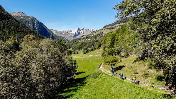 Mountainbike in Valle d'Aosta - Giro dei Rifugi in MTB