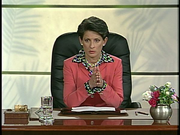 Sala de parejas - Madre desconsiderada; Hermana aprovechada; Esposo pandillero