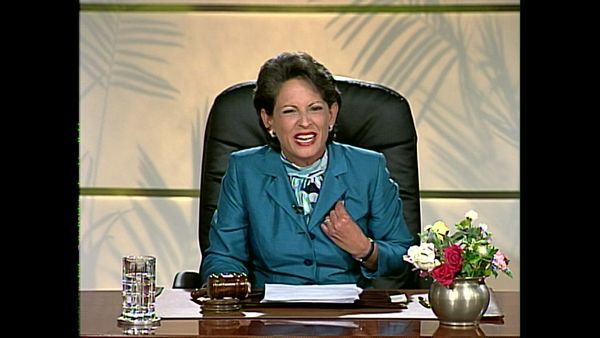 Sala de parejas - Suegra metiche; Impotente; Estafadora