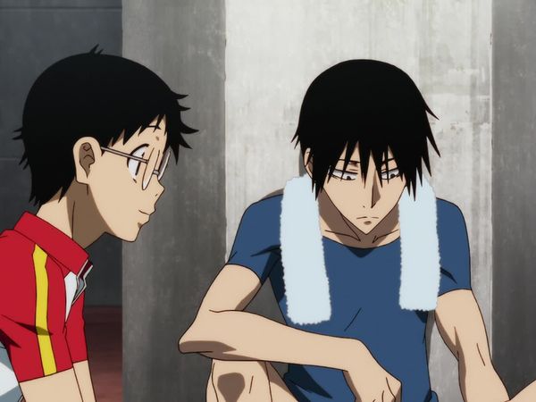 Yowamushi Pedal - Disputando com Força Total