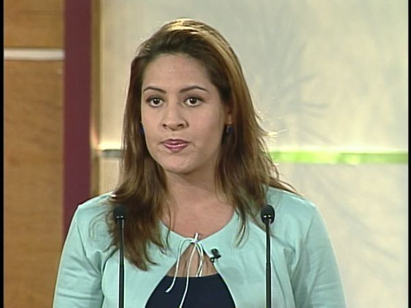 Sala de parejas - Amnésico; Derrochadora; Obesa; El deducible