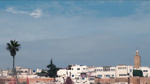 Latinos pelo Mundo - Episódio 8