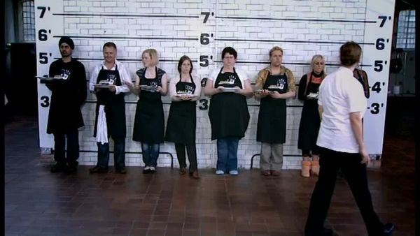 Kitchen Criminals - Episode 13