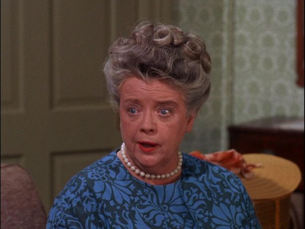 The Andy Griffith Show - Aunt Bee And The Lecturer