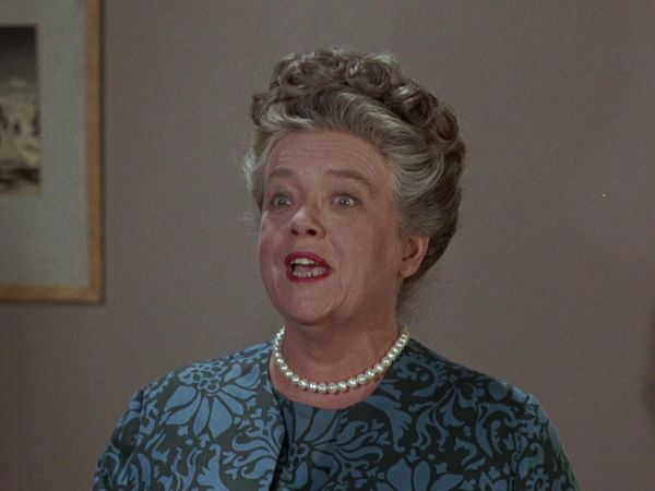 The Andy Griffith Show - A Singer in Town