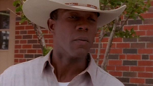Walker Texas Ranger - Un flic à Miami
