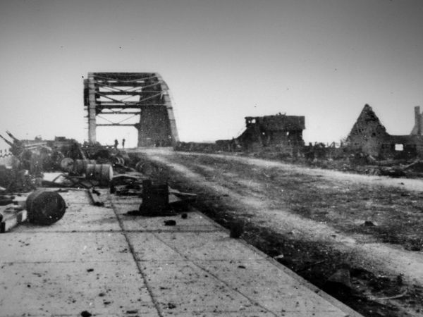 World War II: The Last Heroes - The Scheldt and Arnhem