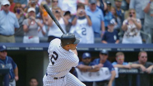 Epic Moments - Captain's Quest: Jeter's 3000th Hit