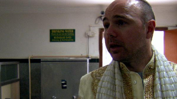 Karl Pilkington – Auf der Suche nach dem Sinn des Lebens - Ehe