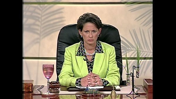 Sala de parejas - Cuerpo de niñas; Una oportunidad; Esposo homosexual