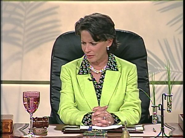 Sala de parejas - El indeciso; Esposa malcriada; Jefe seductor