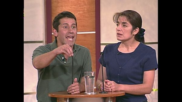 Sala de parejas - Futbolista; Empleada y el perro; Bienes en disputa