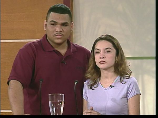Sala de parejas - Envíos a Cuba; Maestra; Vivir en paz