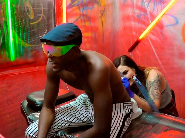 Tattoo a dos - Episodio 401