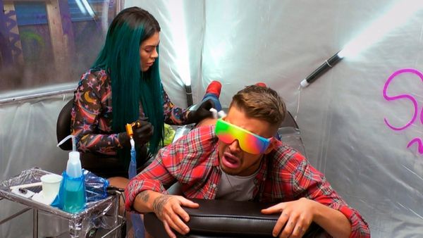 Tattoo a dos - Episodio 308