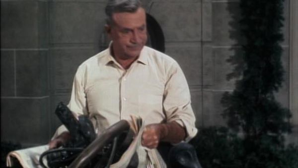 The Beverly Hillbillies - Thanksgiving Spirit