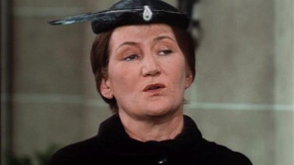 The Beverly Hillbillies - Housekeeper