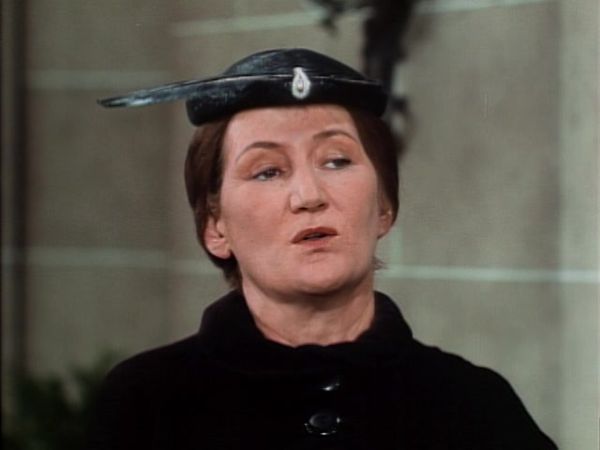 The Beverly Hillbillies - Housekeeper