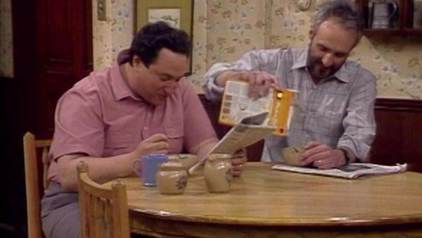 Family Ties - The Visit