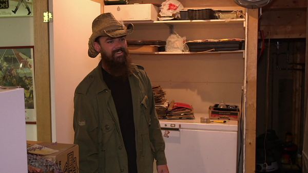 Marty et Bam Bam Brocantent - Retour chez Beatrice