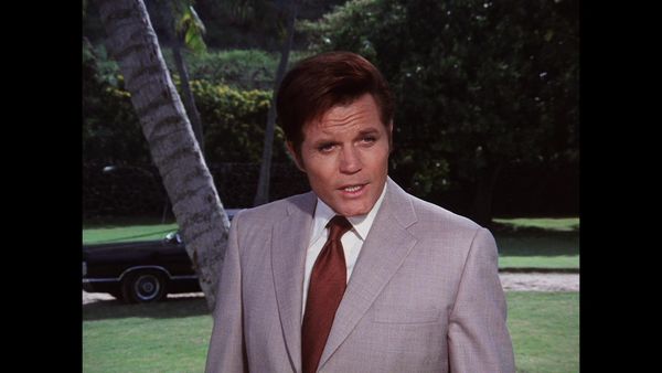 Hawaii Five-0 - The Gunrunner