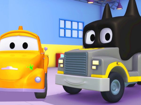 Car City: Tom's Paint Shop - Jerry es Rayo McQueen / Carl the Super Truck el Super Camión es Batman