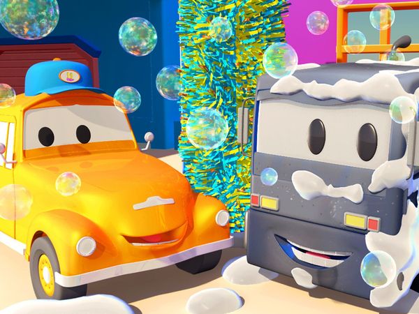 Car City: Tom's Car Wash - Marley el monster truck esta muy sucio / Carrie esta cubierta en basura plastica