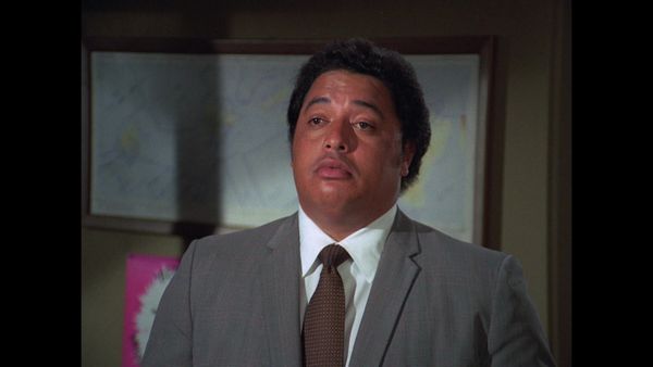 Hawaii Five-0 - Air Cargo--Dial For Murder