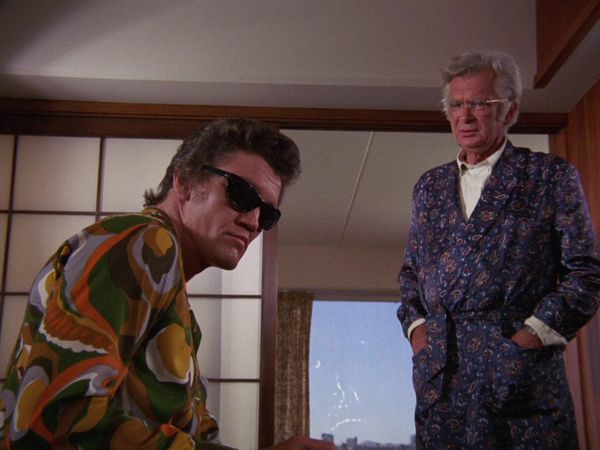 Hawaii Five-0 - 3,000 Crooked Miles To Honolulu
