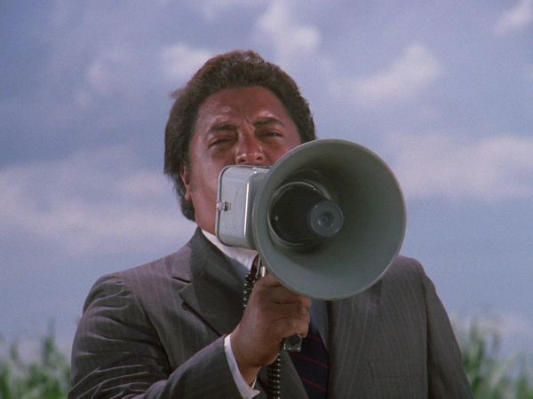 Hawaii Five-0 - Is This Any Way To Run A Paradise?