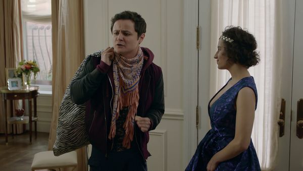 Broad City - Cuidando una casa