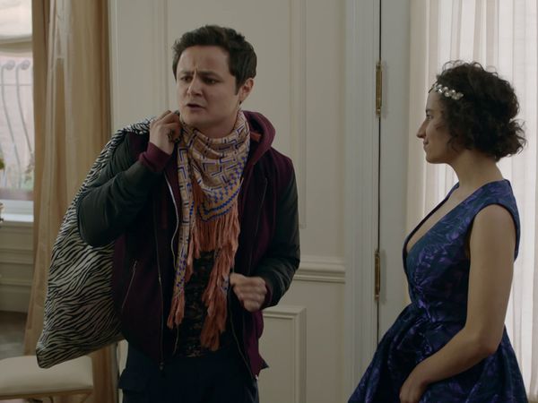 Broad City - Cuidando una casa