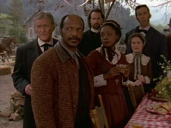 Dr. Quinn, Medicine Woman - The Man in the Moon