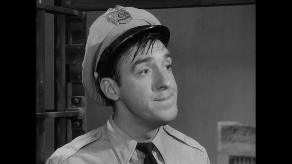 The Andy Griffith Show - Andy Saves Gomer