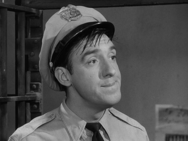 The Andy Griffith Show - Andy Saves Gomer
