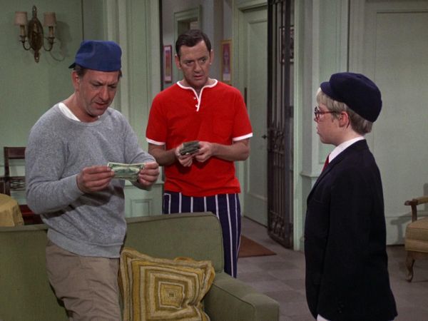 The Odd Couple - A Taste Of Money