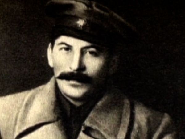 Les Dictateurs, un siècle de massacre - Les dictateurs fascistes