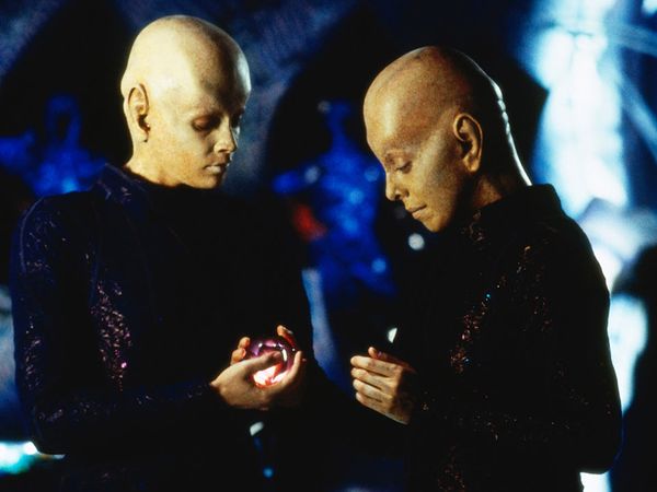Earth: Final Conflict - The Once and Future World