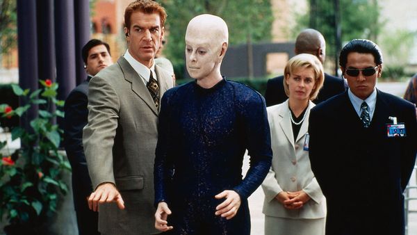 Earth: Final Conflict - Miracle