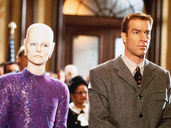 Earth: Final Conflict - Law and Order