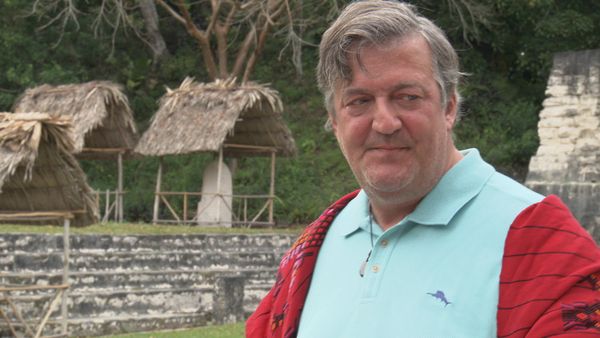 Stephen Fry in Mittelamerika - Belize nach Guatemala