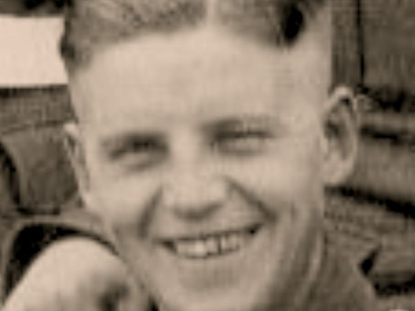 Sechs Panzer gegen Hitler – Die Kriegstagebücher eines britischen Panzerregiments - Teil 1